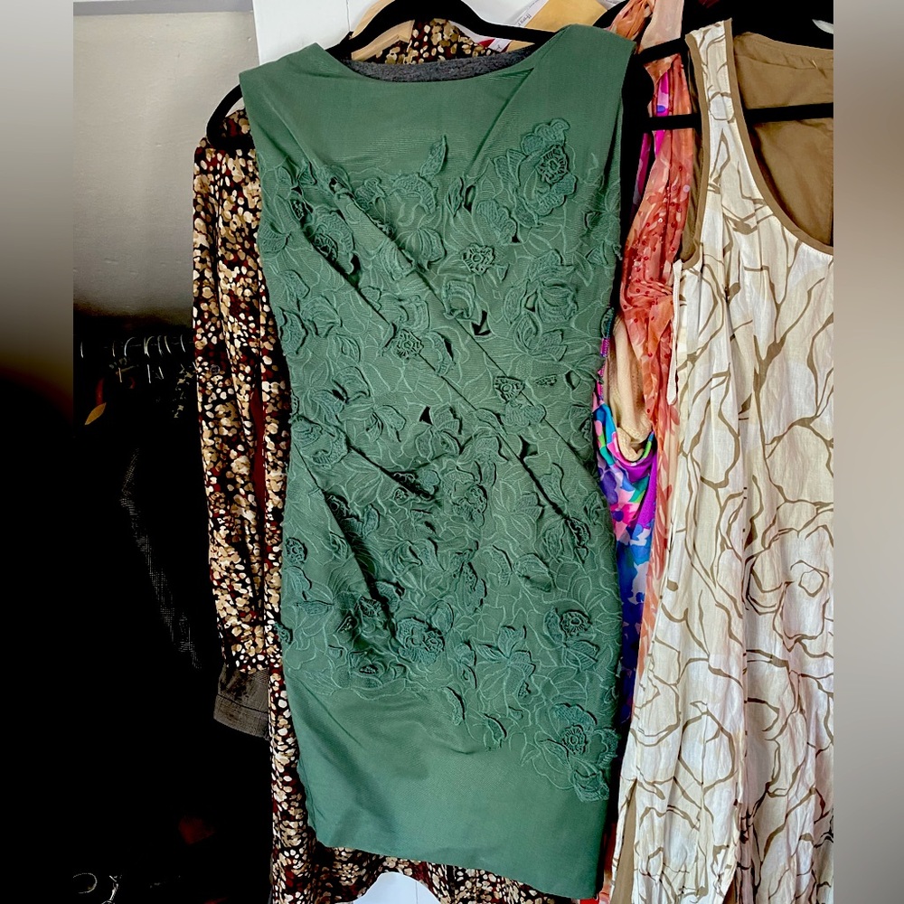 Michaa Korean XS Forest Green Textured Flower Front Grey Solid Back Metal Zip